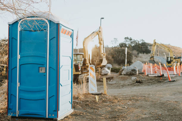 Best Luxury portable toilet rental  in Little Falls, MN